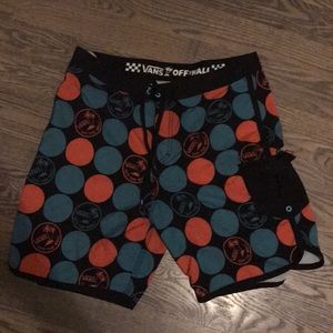 Vans off the wall boardshorts size 33